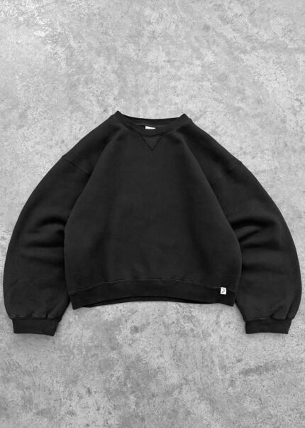 AKIMBO CREWNECK – BLACK